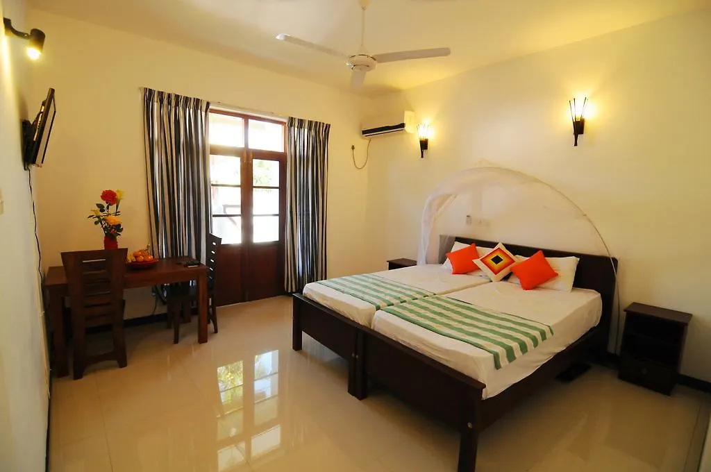 Guest house Park Lane Apartments Negombo