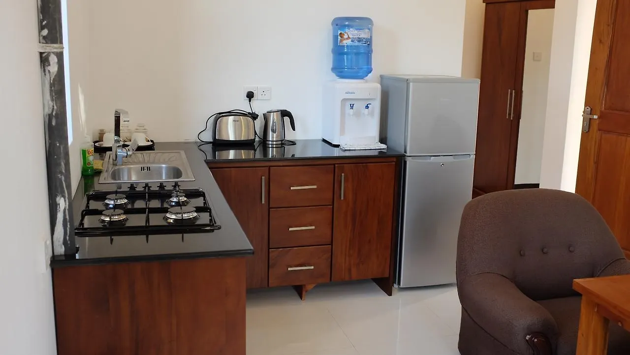 Park Lane Apartments Negombo Gæstehus
